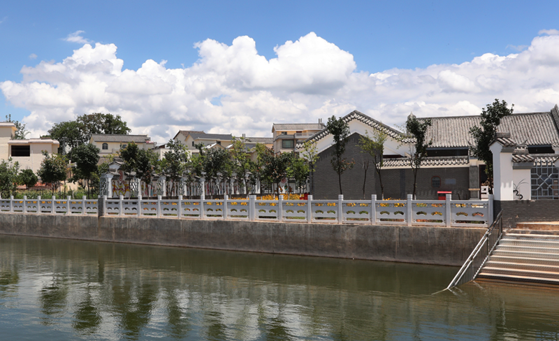 中共中央辦公廳 國務(wù)院辦公廳印發(fā)《農(nóng)村人居環(huán)境整治提升五年行動(dòng)方案（2021－2025年）》
